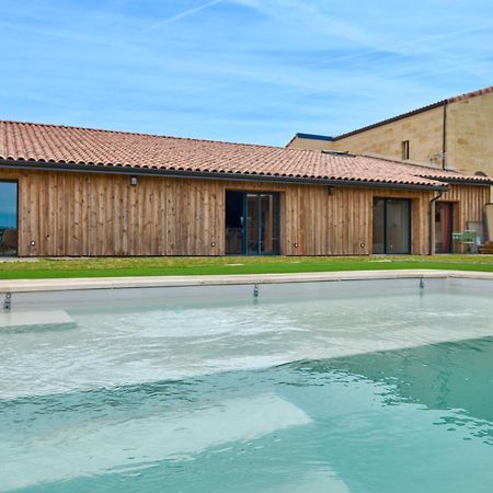 Bed and Breakfast Le Repaire Lagardere Lussac  Экстерьер фото
